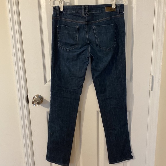 DKNY. Mercer St Skinny. Size 8. Good Condition. - Picture 2 of 4